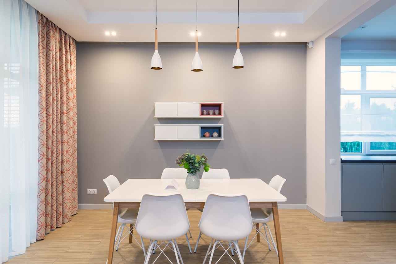 Decorate A Large Dining Room Wall